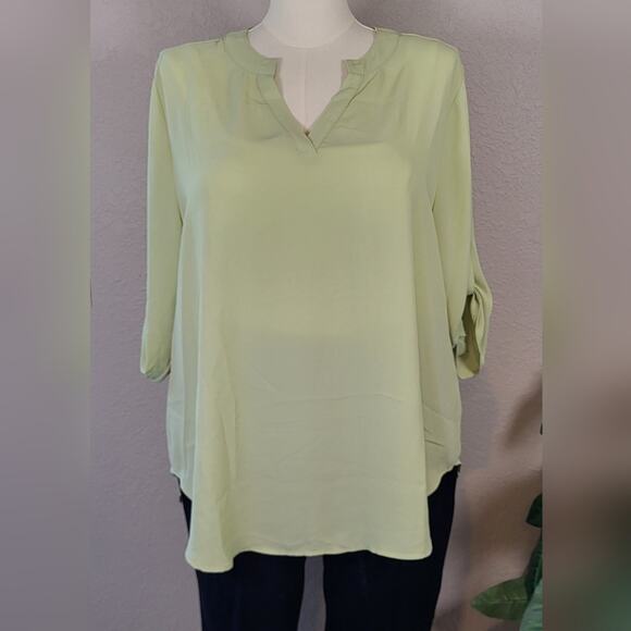 CATO Light Sage Green Solid V-Neck Top – Plus Size 18/20W or 2X - Picture 2 of 10